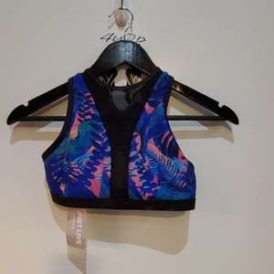 We Are Handsome Performance  High Neck Crop Small